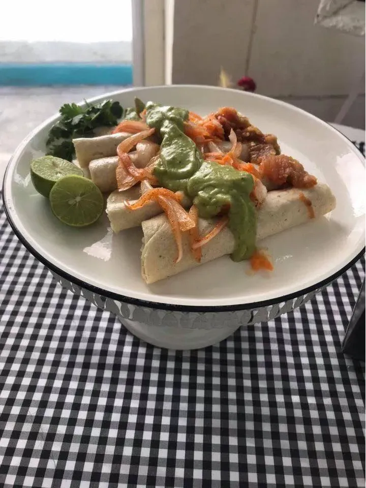 Aprende la receta de los auténticos tacos de canasta en esta clase